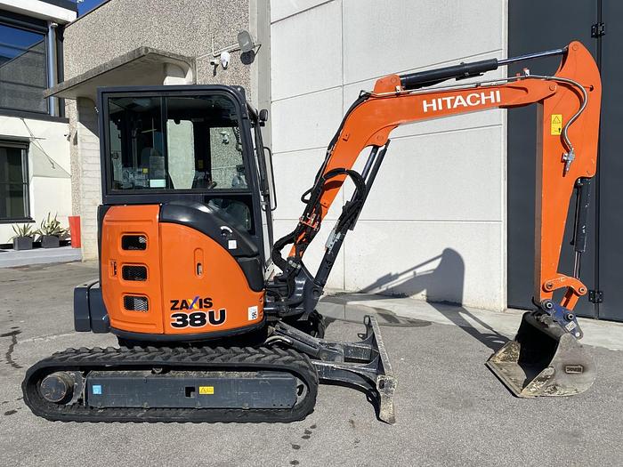 Usato 2017 HITACHI ZX-38U 5-A CLR
