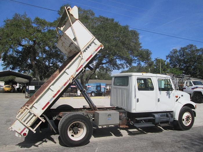 Used 2001 International 4700 Dump Truck
