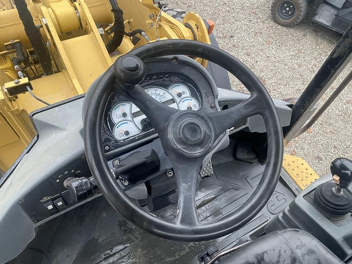 Used 2005 Catepillar 928Gz