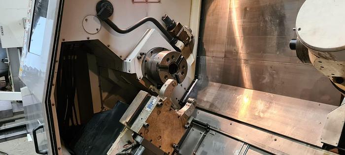 Używane 2005 Doosan MX 2000L