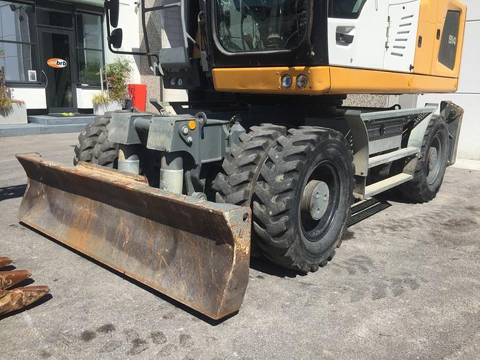 Used 2015 LIEBHERR A 914