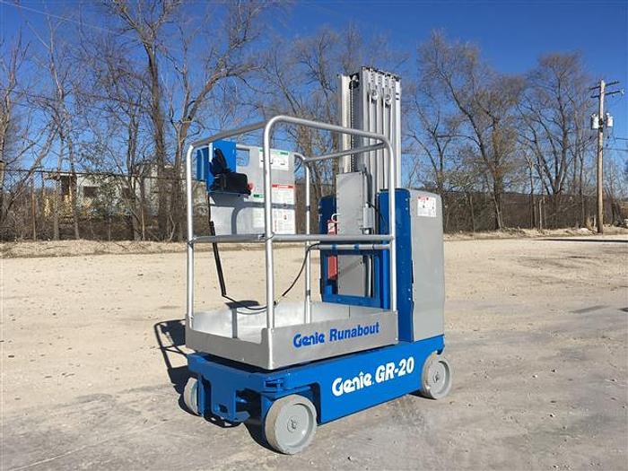 Used 2008 Genie GR20 for Sale in Joliet, Illinois