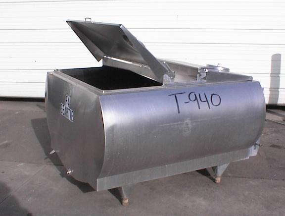 Usado 200 GALLON BULK TANK.  MUELLER MODEL MS SERIAL 1077026