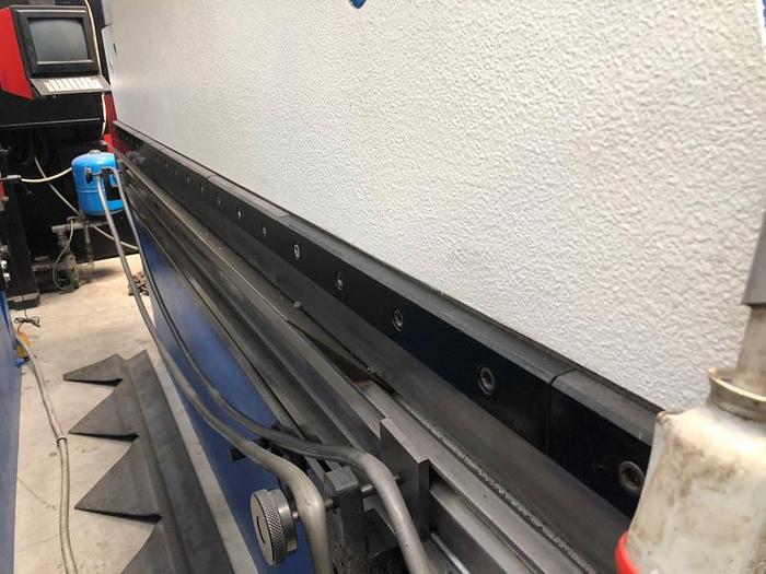 Usato PIEGATRICE IDROTECNICA NORD IDRAULICA 3000 X 60t