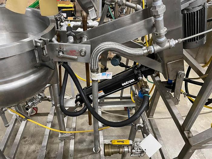 Used 1992 Lee Industries Inc. Vacuum Kettle 20D9MT