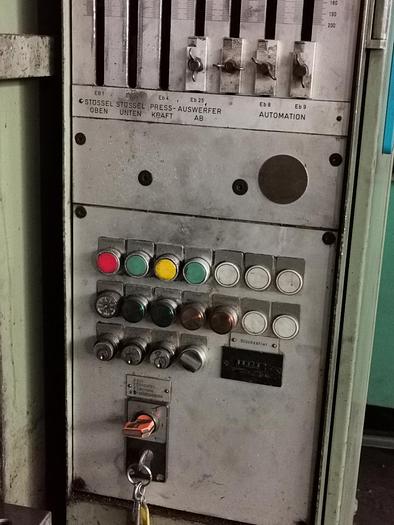 Gebraucht Hydraulische Einständerziehpresse SMG CSZ 63