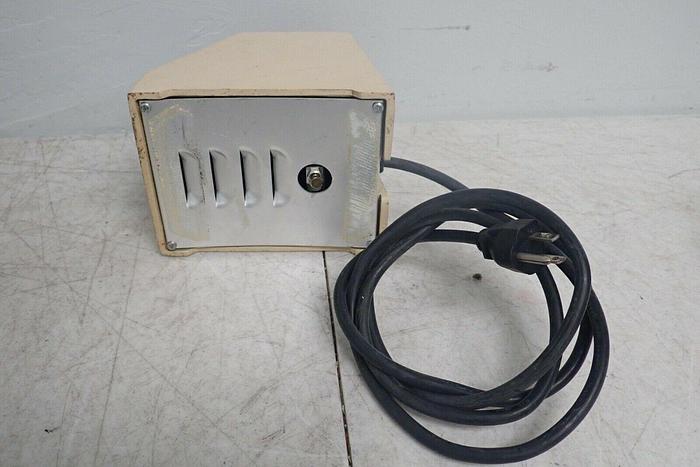 Used Fisher Scientific 12-812 Model G-560 Vortex Genie 2 Vortexer Mixer