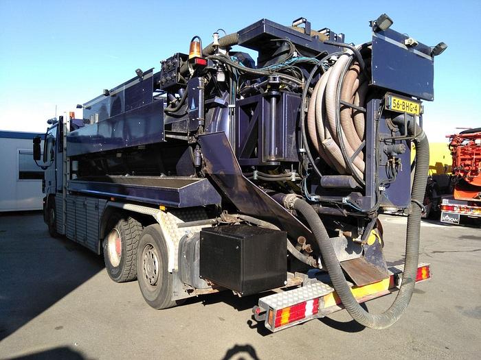 Gebruikt 2005 Mercedes Benz ACTROS 2544L 6x2