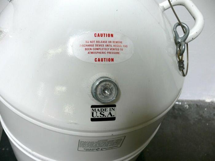 Used Thermolyne Thermo 30 Cryogenic Storage vessel w/ Valve and Rolling Platform