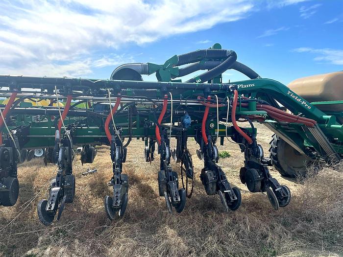 Used 2016 Great Plains YP1625 Corn Planter - 16R30