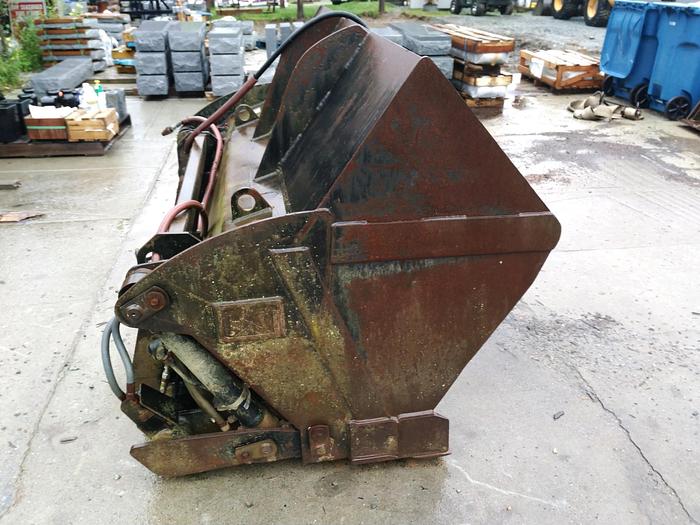 Used Pemberton Skid steer high Lyft/tip bucket