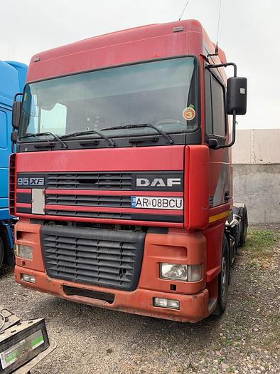 Used 2001 DAF 95 xf 430 euro 3 manual