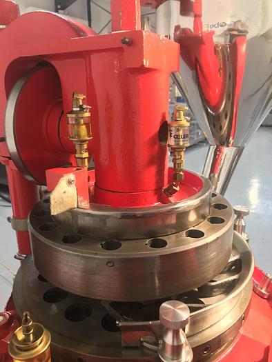 Used Manesty D3A Tablet Press