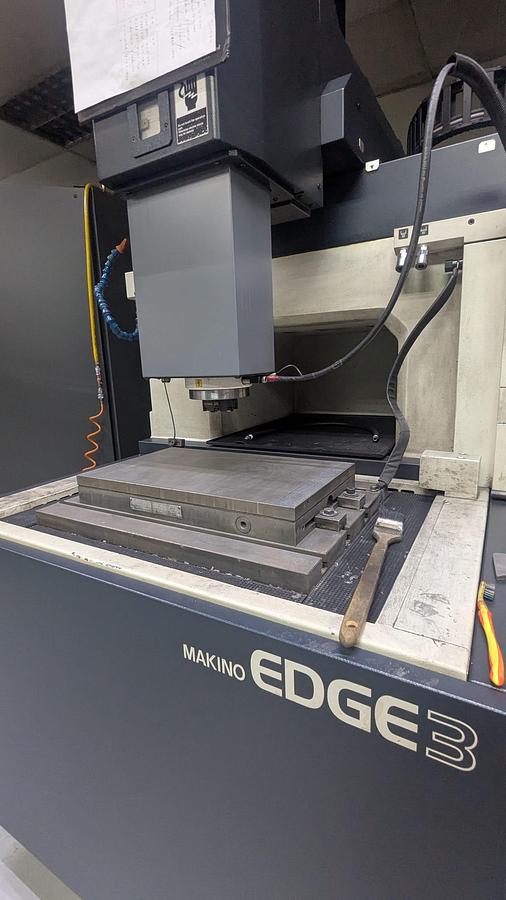 Used USED MAKINO EDGE 3 CNC EDM