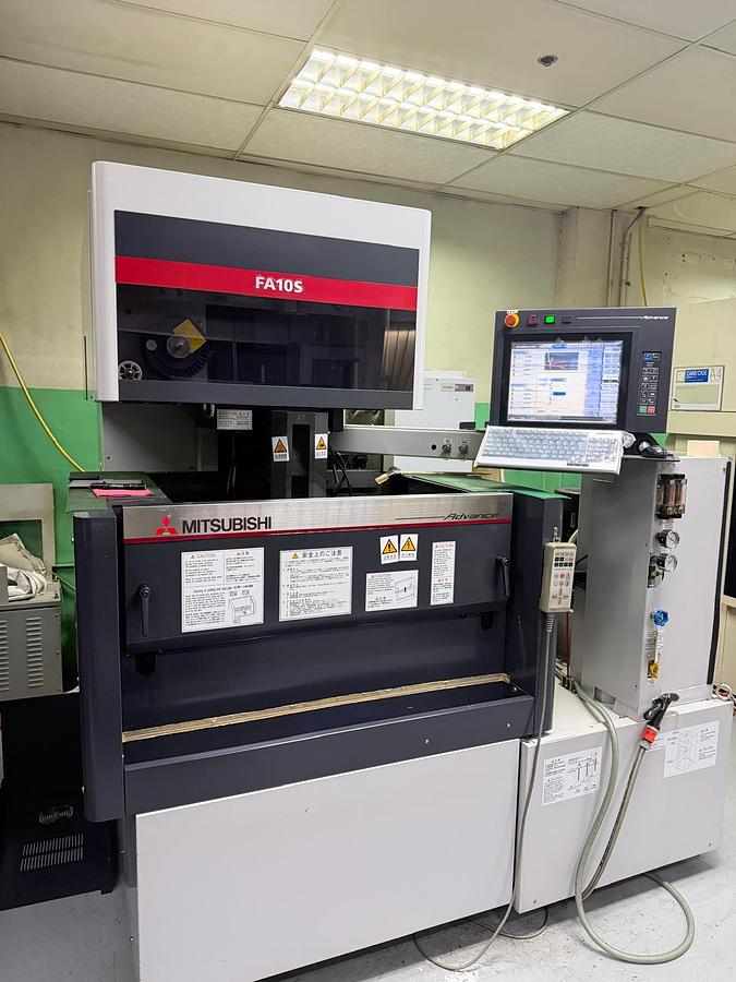 Used Used Mitsubishi FA10S Wirecut Machine