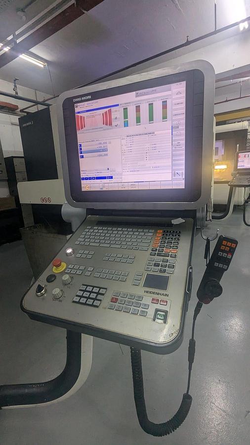 Used 2015 DMG Mori DMC 850V
