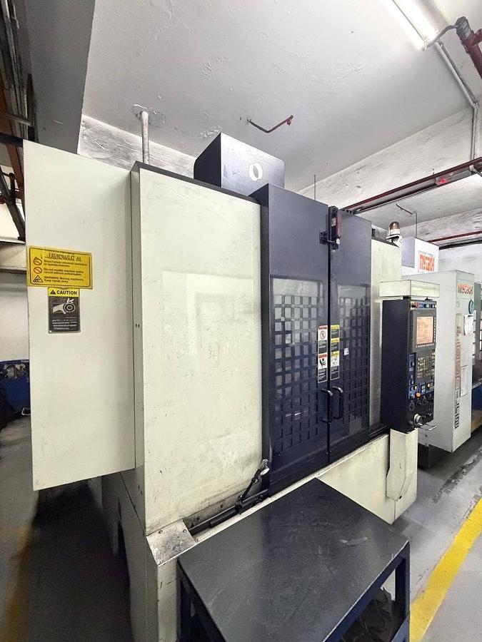 Used Used Makino E56 Machine Center