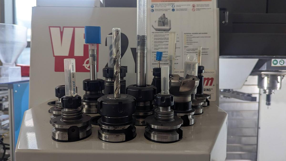 Used Used HAAS VF-2YT Machine Center