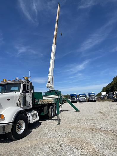 Used 2011 Peterbilt Heavy spec