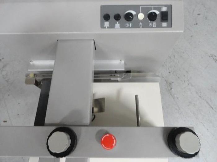 Used Horizon ST-20 Stacker