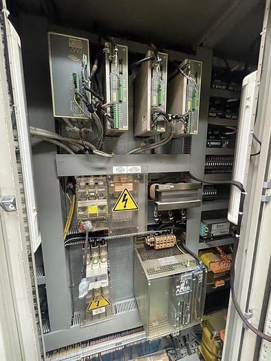 Installata Tornio Verticale Cnc TITAN SC 33 CNC