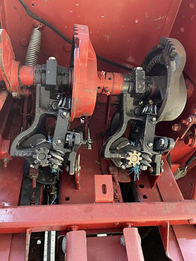 Used 2015 New Holland BC5070 Baler - 2 String