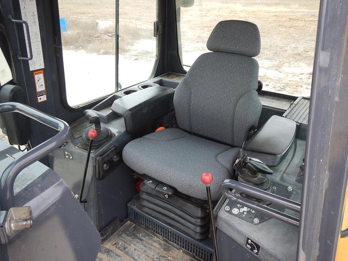 Used 2017 John Deere 450K LGP