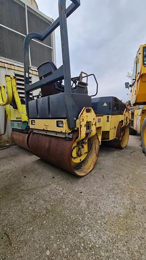 Usato 2004 Rullo Compattatore, BOMAG modello BW 135 AD