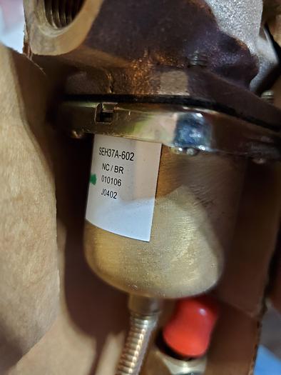 Brand New Johnson Controls V46AA-1C Water Regulating Valve