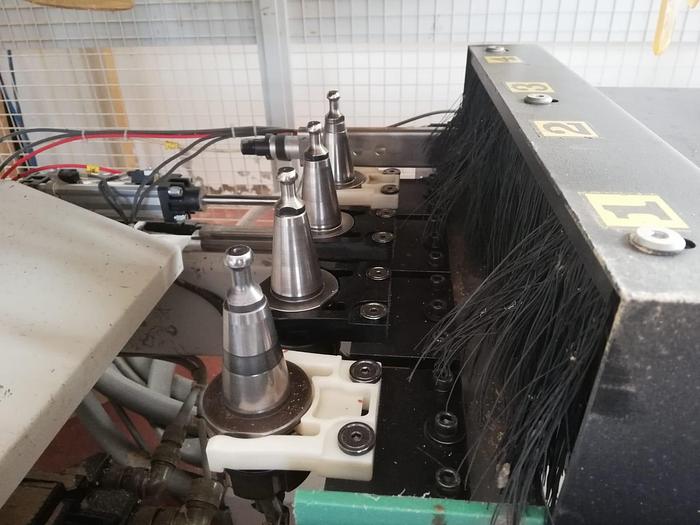 Usato CENTRO DI LAVORO MASTERWOOD WINNER 3.2