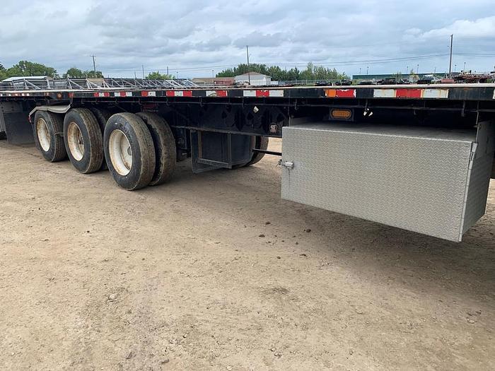 Used 2017 Doepker Super B Flat Deck