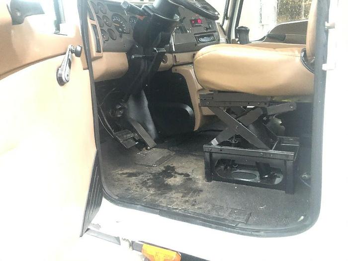 Used 2007 Mack CV713