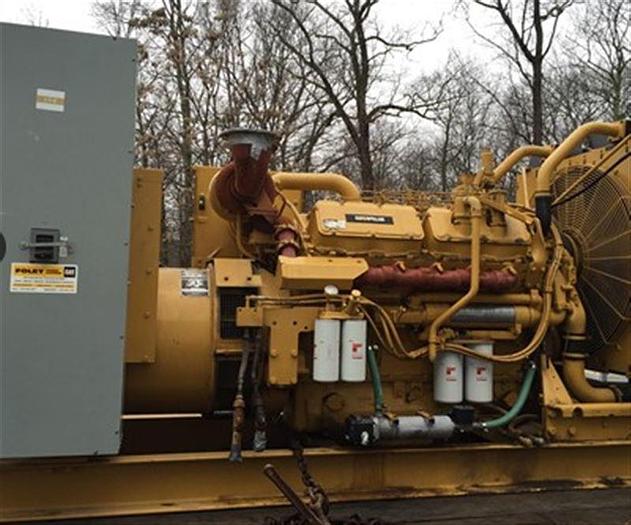 Used 1990 Caterpillar Generator Model SR4 800 KW