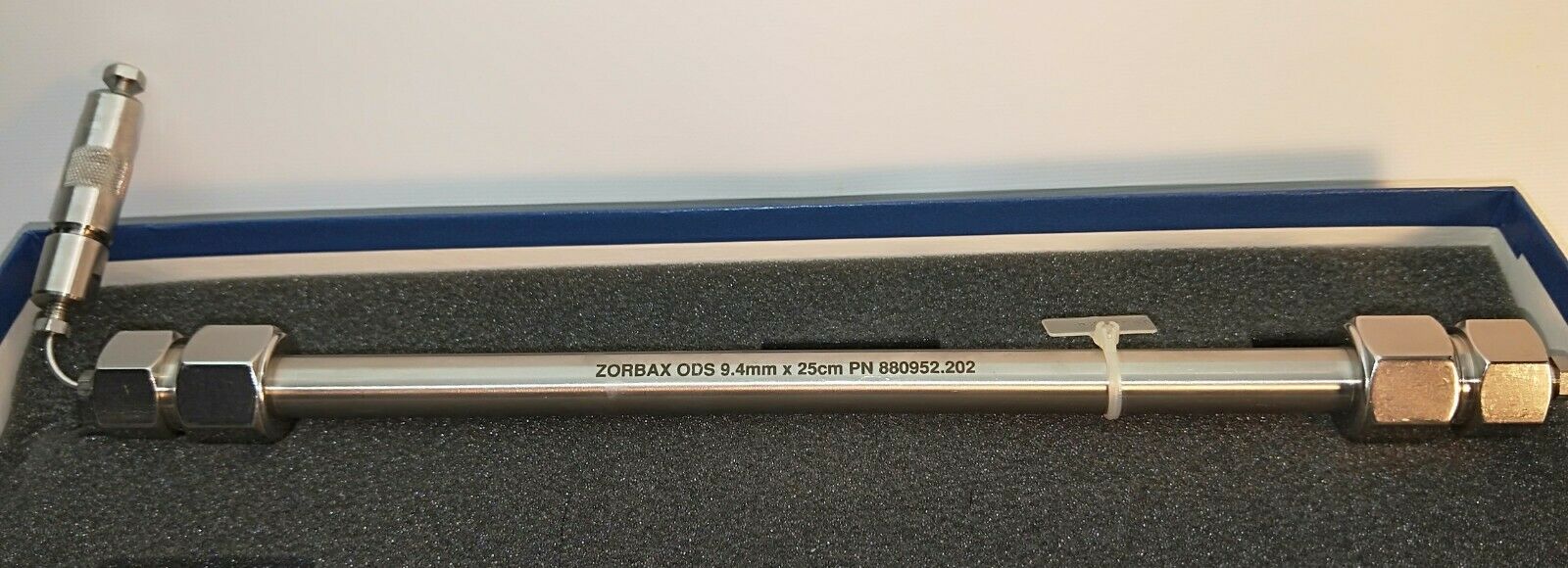 New open box Agilent Zorbax C-18 HPLC Column - 25 cm × 4.6 mm x 5µm