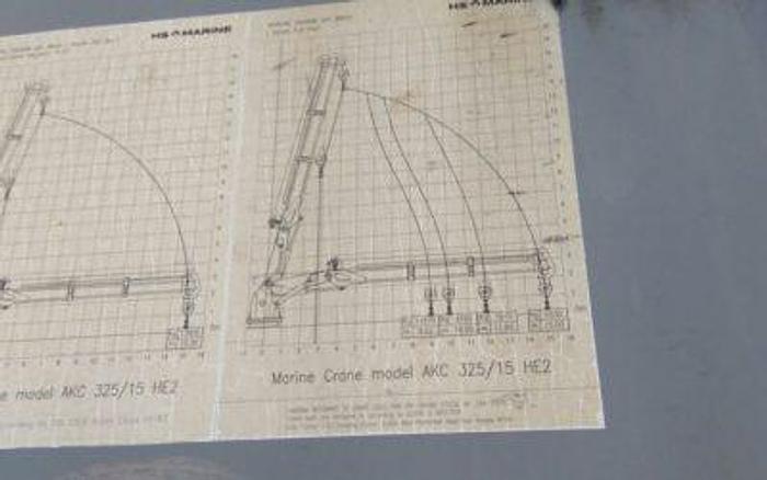 Used HS Marine 325 / 15 HE2 marine crane.