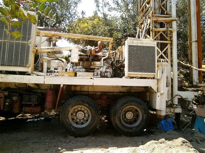 Used 1982 Chicago Pneumatic 700 Drill Rig