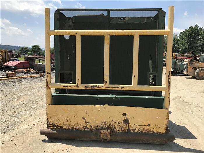 Used 2000 Ingersoll-Rand HR2 900 CFM / 350 PSI Air Compressor