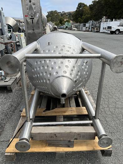 Used Tank, 132 Gallon, 500 Liter, S/St, Jkt, Agit, Cone Bottom #S744576