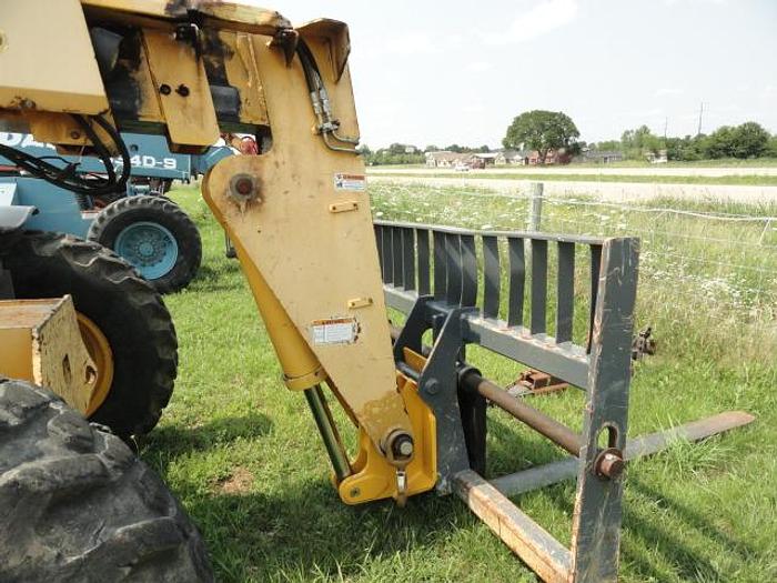 Used 2011 GEHL DL12-40