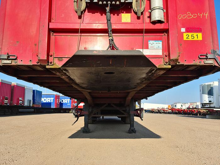 Used 2006 Pacton T3-011 Curtainside / SAF Disc / Air suspension / D-Hollandia 2000kg /  385-65R22.5