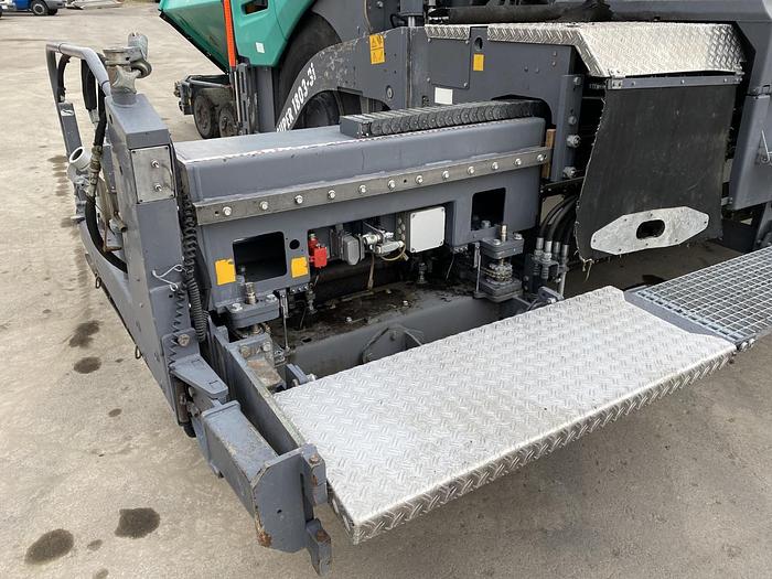 Usato 2014 VOGELE SUPER 1803-3i