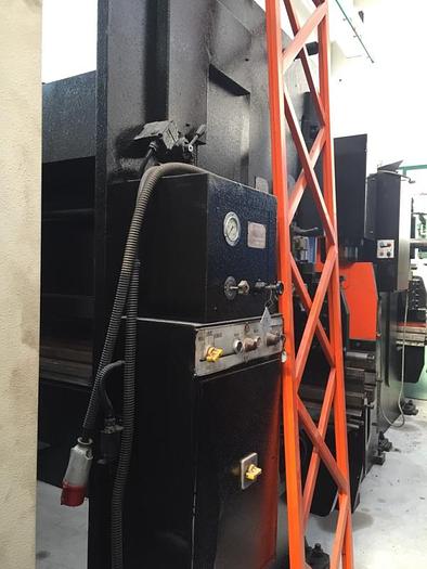 Usato PIEGATRICE IMAL IDRAULICA 3000 X 60t