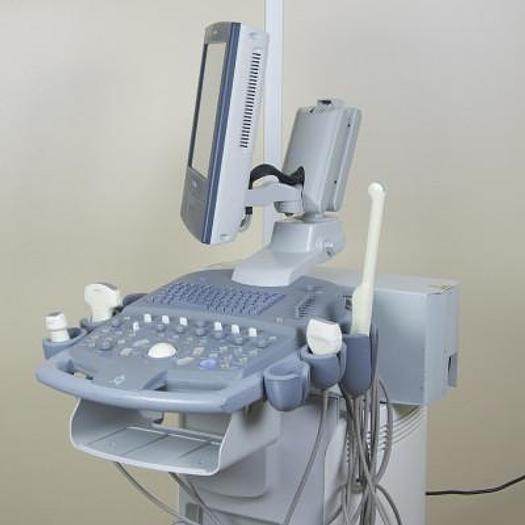 D'occasion ECHOGRAPHE SIEMENS ACUSON X300 AVEC 4 SONDES ET ECRAN PLAT
