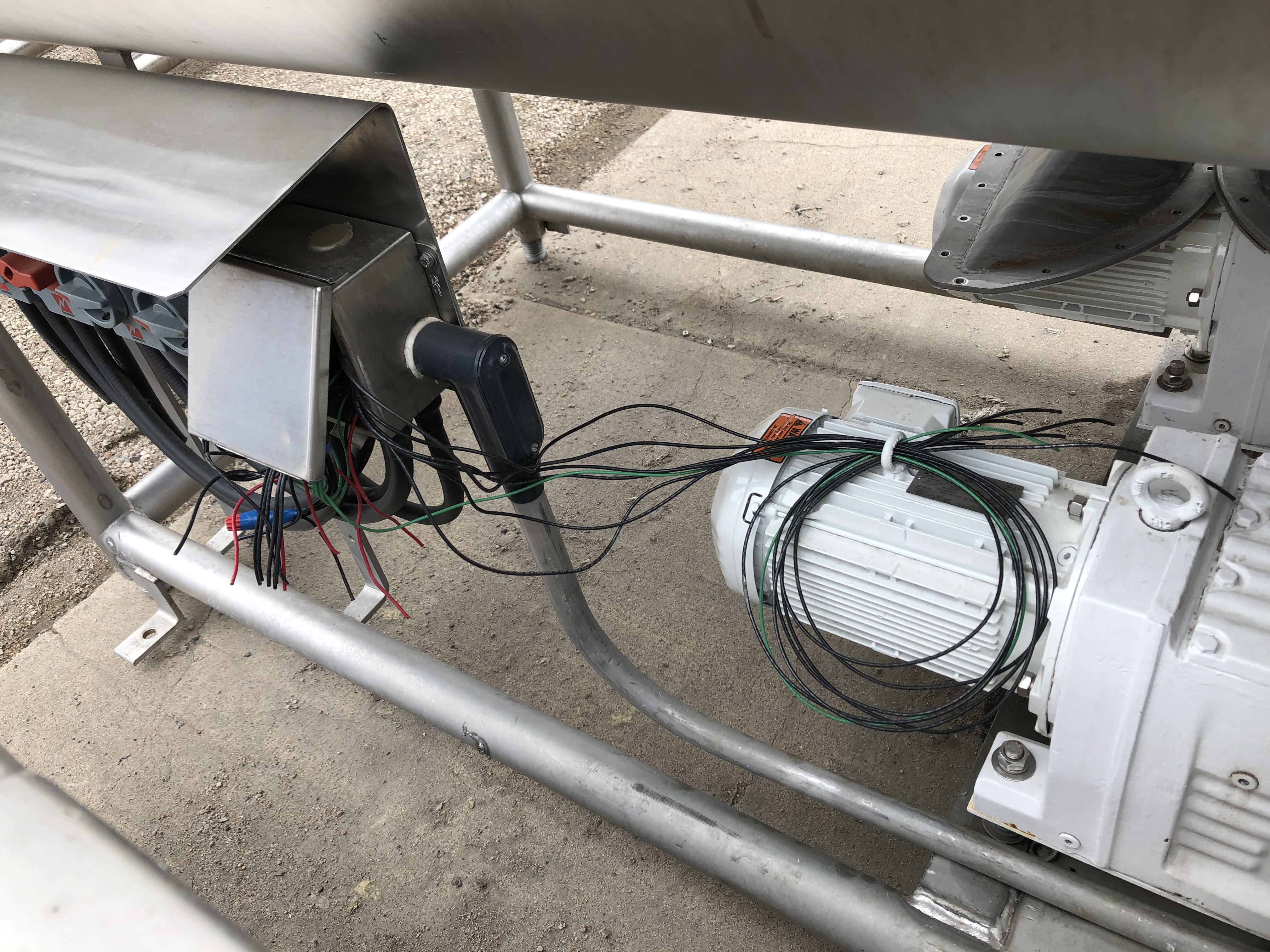 Used DUAL RIBBON MIXER