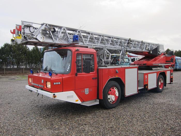 Meget god 1982 Magirus Deutz 256 V8 4x2 Stige DL23-12 30 m.