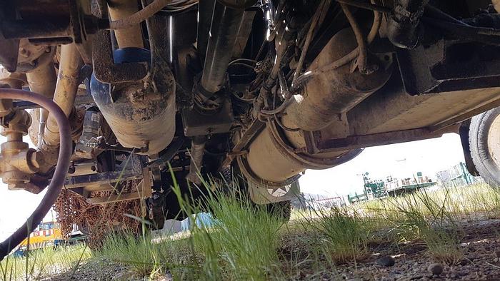 Used 1980 MACK DM600 Twin Steer Heavy Duty Oilfield Pump / Kill Truck