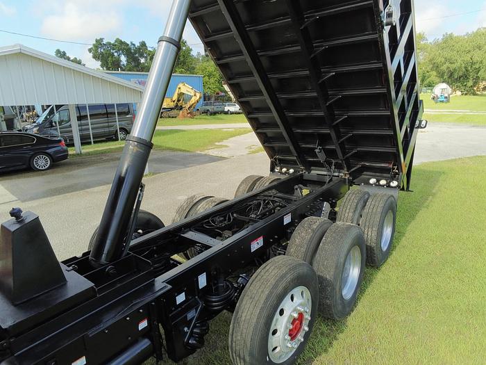 Used 2006 PETERBILT 357