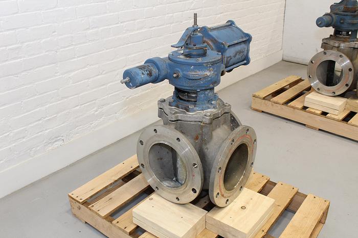 Used Dezurik 8" 3-way Air Operated Valve #43968
