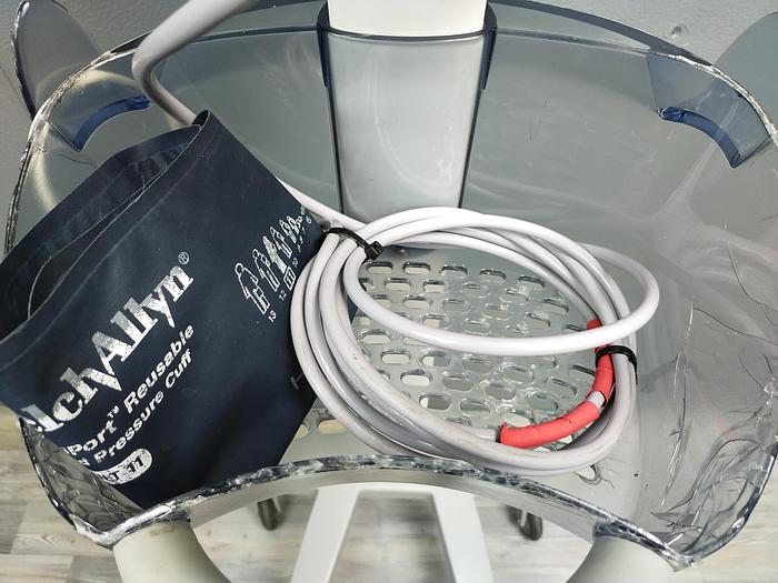 Gebraucht Mindray Datascope Accutorr V Vital Patientenmonitor auf Trolley