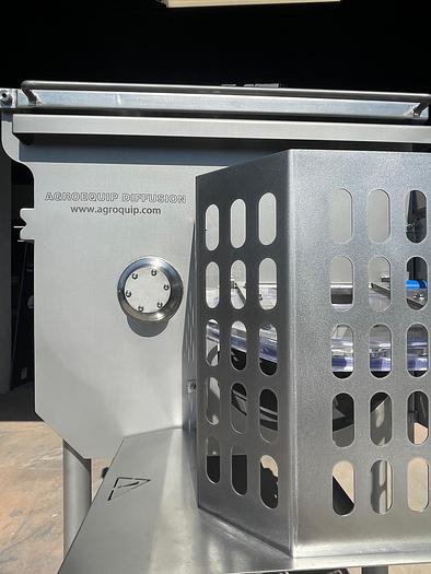 Mélangeur à palettes dechargement frontal